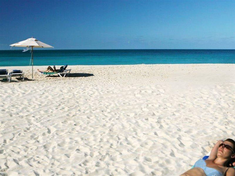 Anacaona Boutique Hotel Meads Bay Екстериор снимка