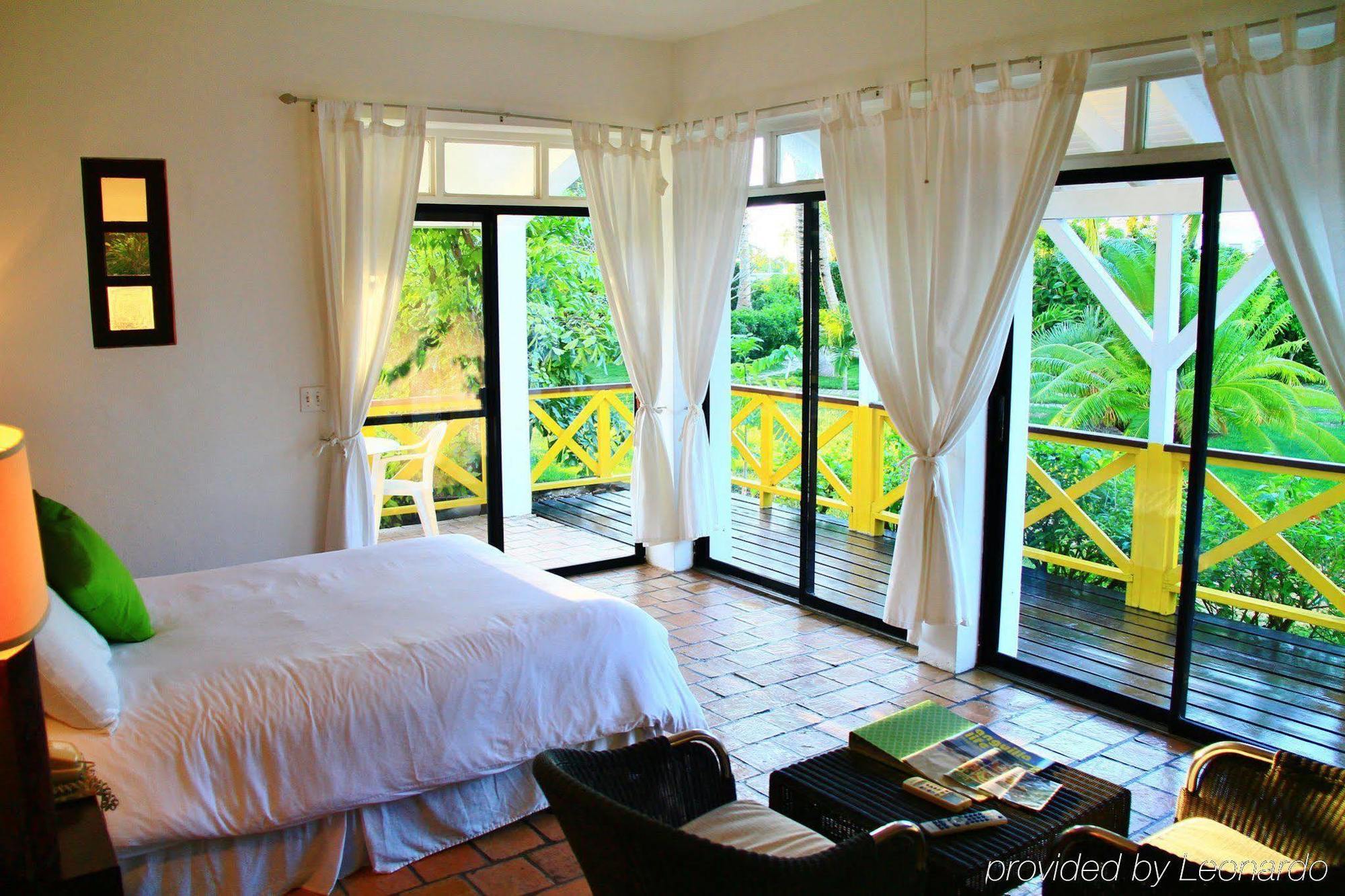 Anacaona Boutique Hotel Meads Bay Екстериор снимка
