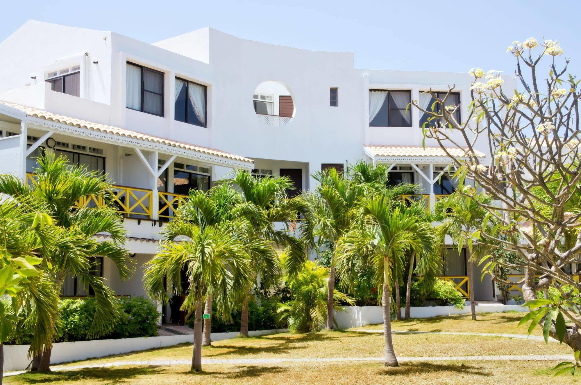 Anacaona Boutique Hotel Meads Bay Екстериор снимка